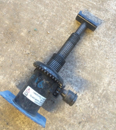 Car Maker Branded Jacks